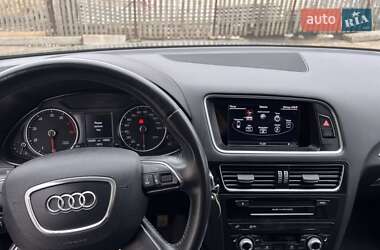 Позашляховик / Кросовер Audi Q5 2016 в Чечельнику