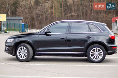 Внедорожник / Кроссовер Audi Q5 2015 в 
