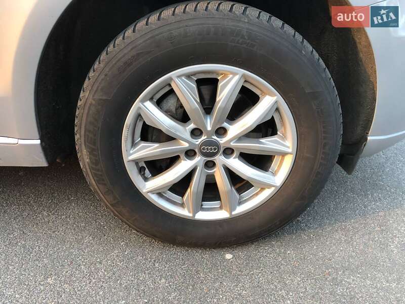 Внедорожник / Кроссовер Audi Q5 2015 в Киеве