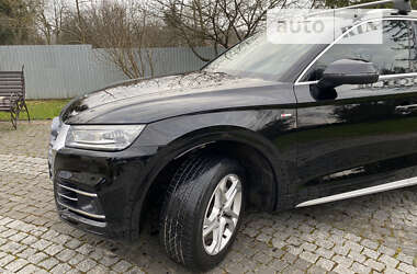 Внедорожник / Кроссовер Audi Q5 2019 в Львове