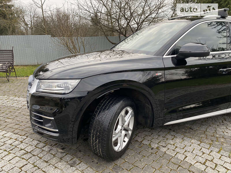 Внедорожник / Кроссовер Audi Q5 2019 в Львове