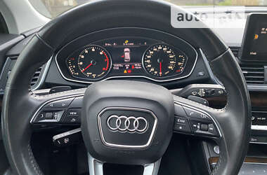 Внедорожник / Кроссовер Audi Q5 2019 в 