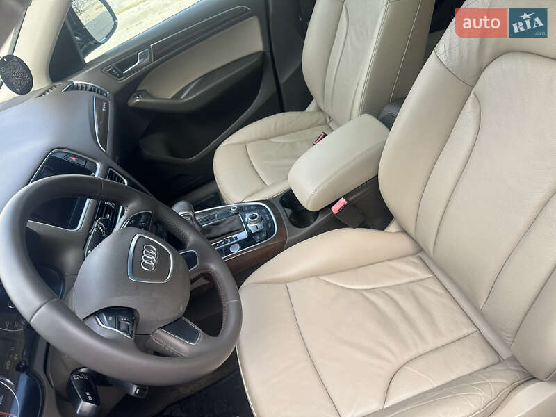 Внедорожник / Кроссовер Audi Q5 2015 в Белой Церкви