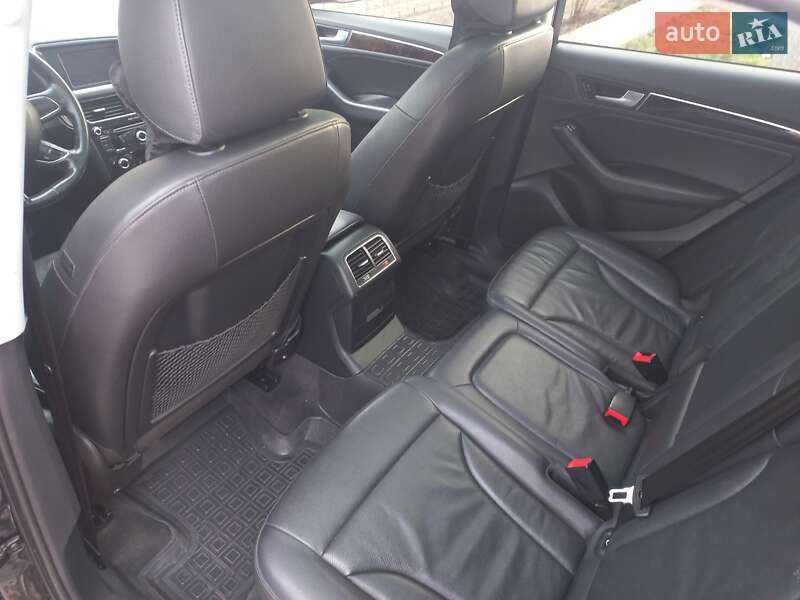Внедорожник / Кроссовер Audi Q5 2012 в Каменском фото 8 Внедорожник / Кроссовер Audi Q5 2012 в Каменском