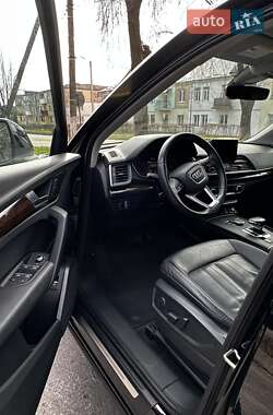 Внедорожник / Кроссовер Audi Q5 2019 в 