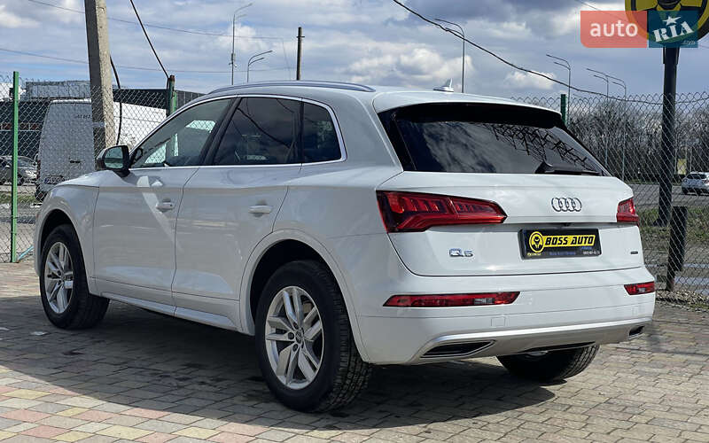 Внедорожник / Кроссовер Audi Q5 2019 в Стрые