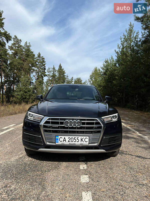 Внедорожник / Кроссовер Audi Q5 2018 в Смеле