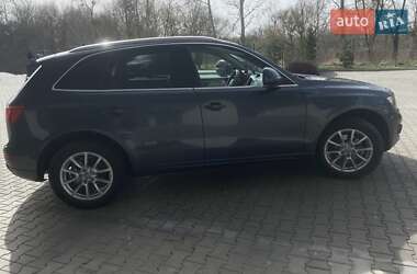 Позашляховик / Кросовер Audi Q5 2011 в 