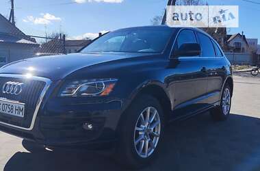 Позашляховик / Кросовер Audi Q5 2011 в Володимирі