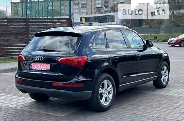 Внедорожник / Кроссовер Audi Q5 2010 в Луцке