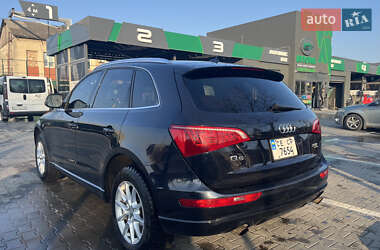 Внедорожник / Кроссовер Audi Q5 2011 в Черновцах