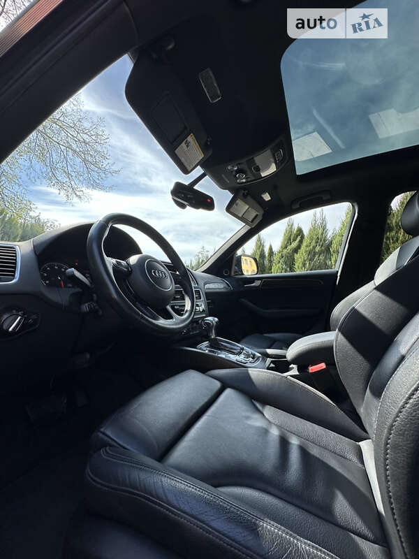 Внедорожник / Кроссовер Audi Q5 2015 в Самборе