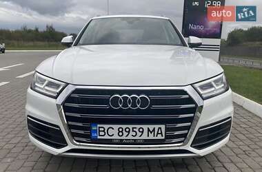 Внедорожник / Кроссовер Audi Q5 2018 в 