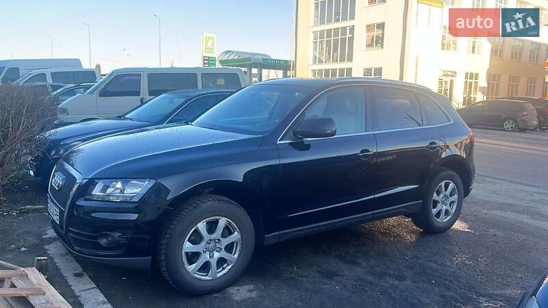Внедорожник / Кроссовер Audi Q5 2011 в Яворове