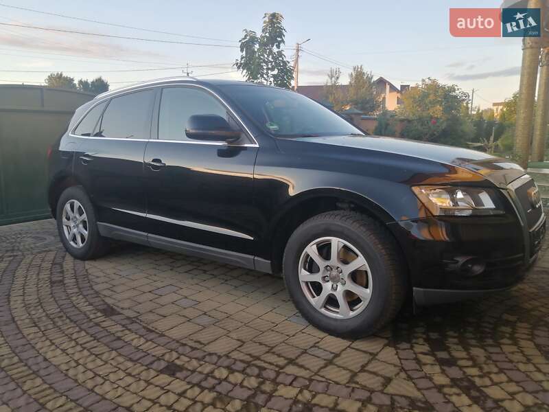 Внедорожник / Кроссовер Audi Q5 2011 в Яворове