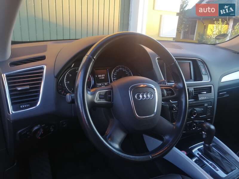 Внедорожник / Кроссовер Audi Q5 2011 в Яворове