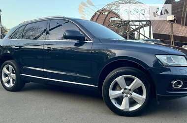 Позашляховик / Кросовер Audi Q5 2015 в Одесі