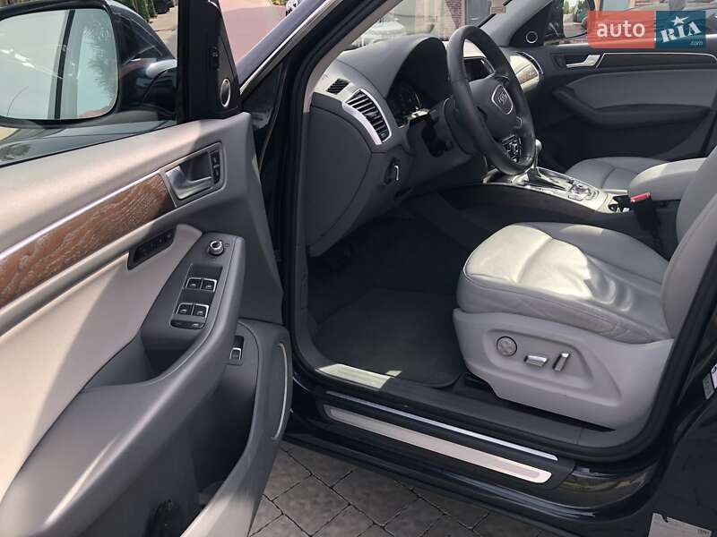 Внедорожник / Кроссовер Audi Q5 2016 в Черновцах