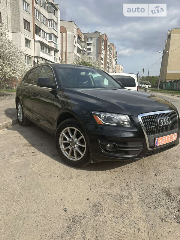 Внедорожник / Кроссовер Audi Q5 2011 в Львове