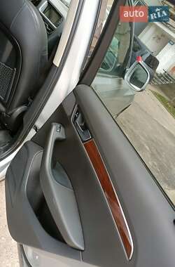 Внедорожник / Кроссовер Audi Q5 2012 в 