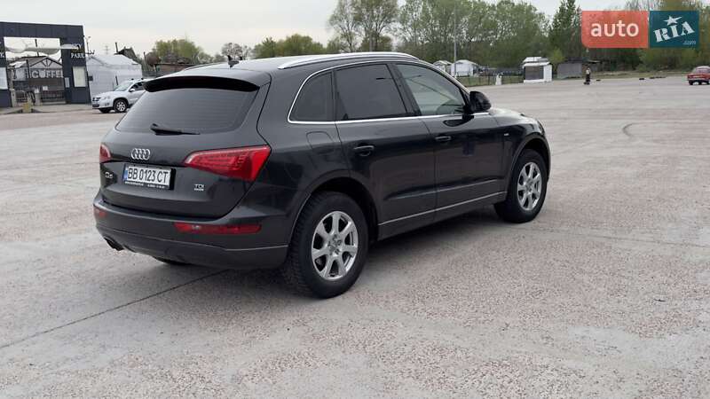 Позашляховик / Кросовер Audi Q5 2012 в Києві
