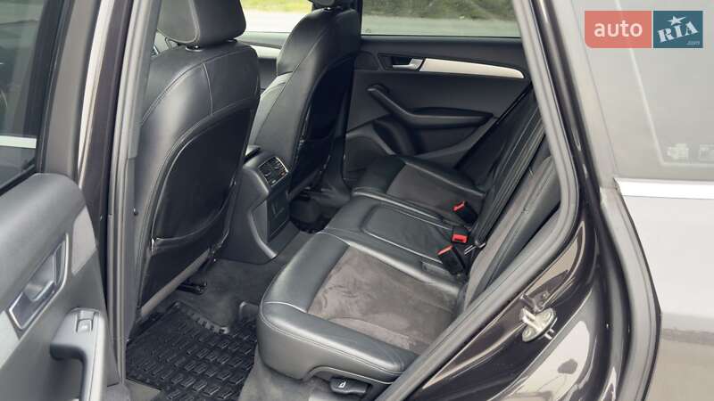 Позашляховик / Кросовер Audi Q5 2012 в Києві