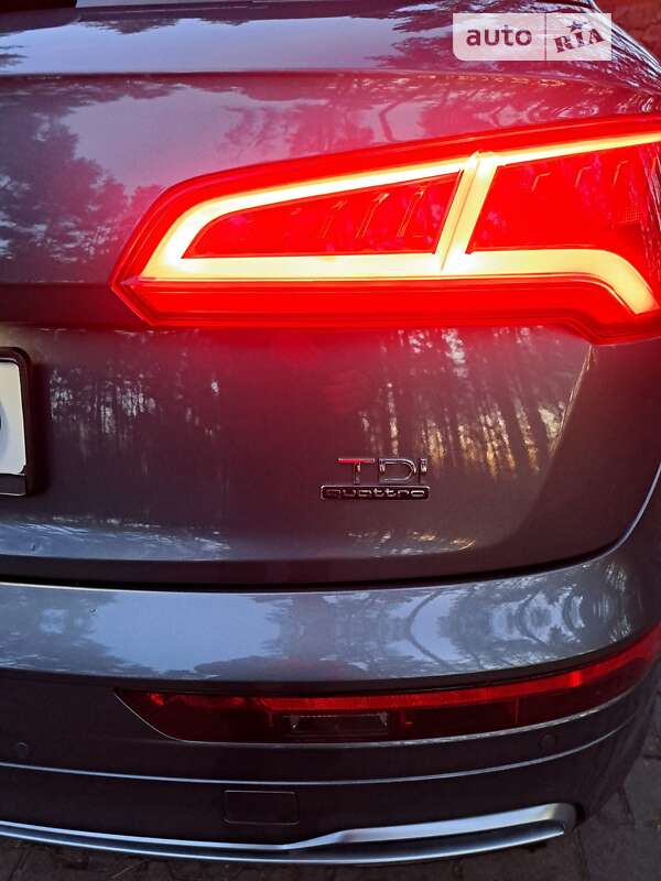 Внедорожник / Кроссовер Audi Q5 2017 в Львове