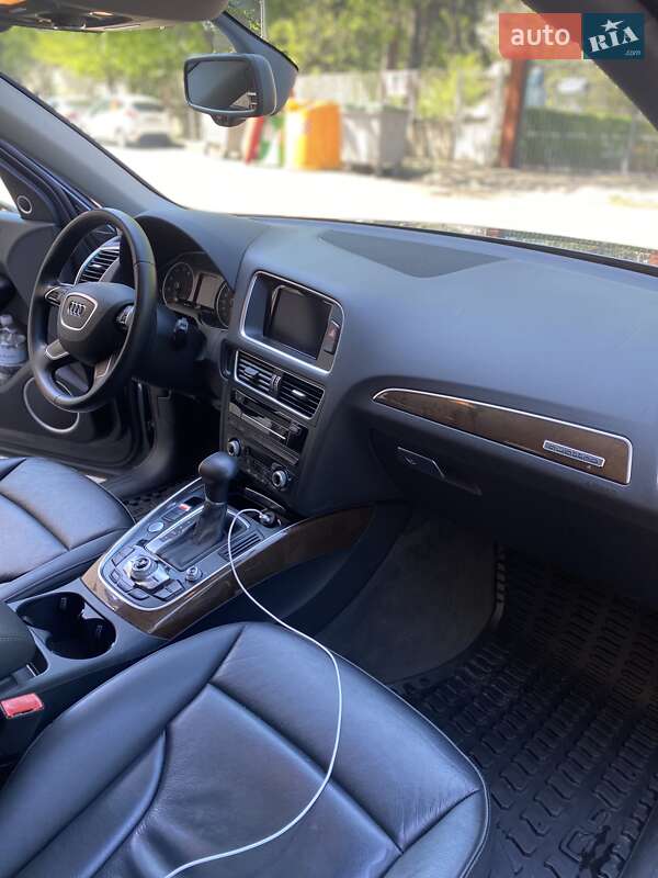 Внедорожник / Кроссовер Audi Q5 2015 в Одессе