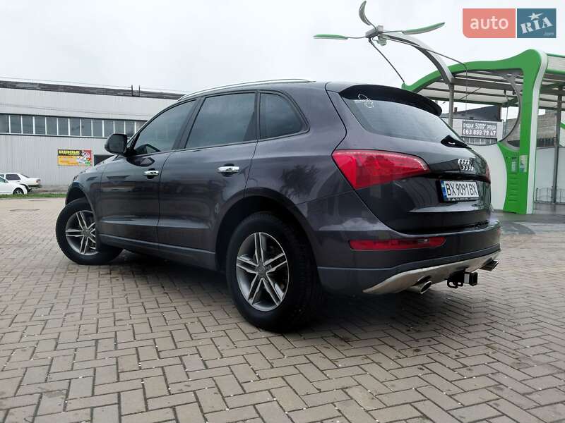 Позашляховик / Кросовер Audi Q5 2011 в Хмельницькому