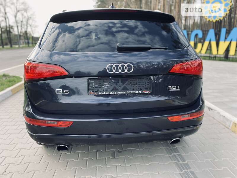 Внедорожник / Кроссовер Audi Q5 2015 в Буче