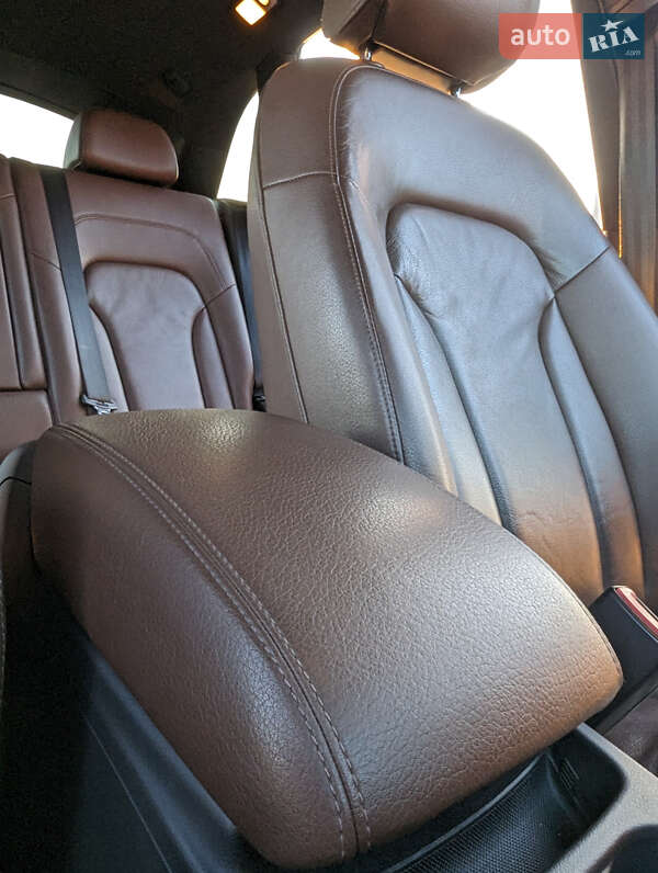 Позашляховик / Кросовер Audi Q5 2013 в Луцьку