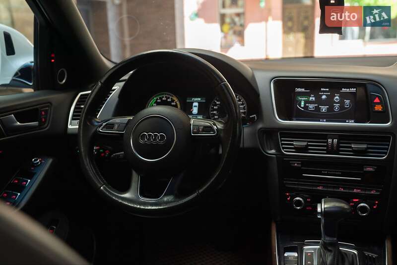Внедорожник / Кроссовер Audi Q5 2015 в Ивано-Франковске