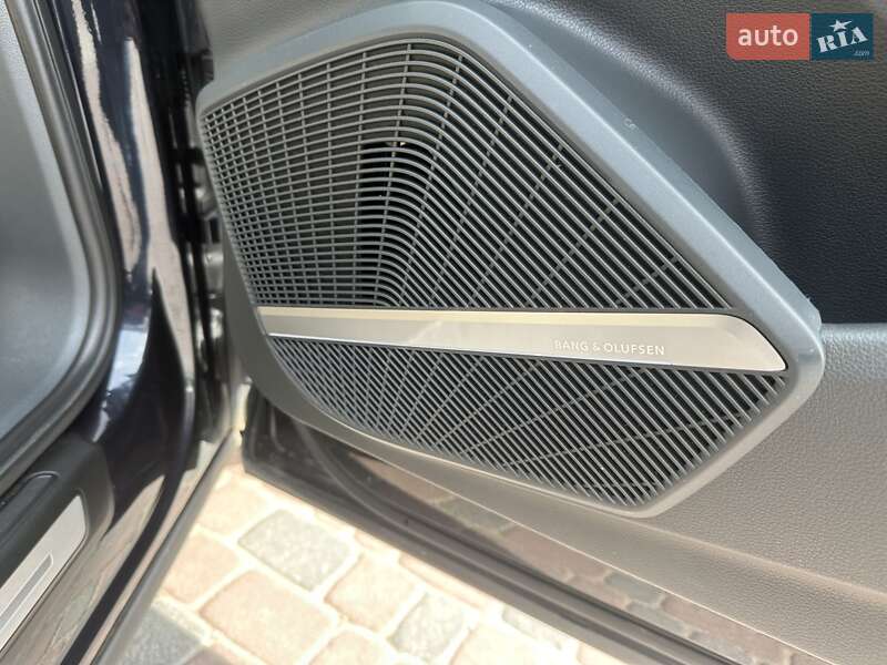 Внедорожник / Кроссовер Audi Q5 2020 в Ивано-Франковске