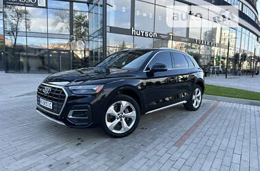 Позашляховик / Кросовер Audi Q5 2021 в Ужгороді