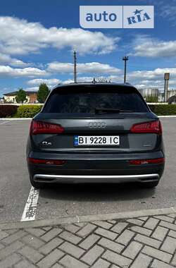 Внедорожник / Кроссовер Audi Q5 2018 в Полтаве