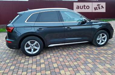 Позашляховик / Кросовер Audi Q5 2021 в Прилуках