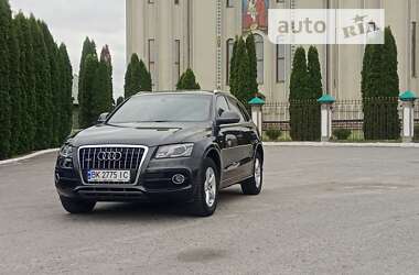 Позашляховик / Кросовер Audi Q5 2011 в Дубні