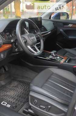 Позашляховик / Кросовер Audi Q5 2022 в Сумах