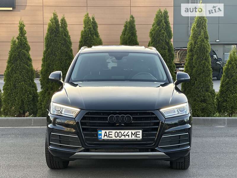 Внедорожник / Кроссовер Audi Q5 2019 в Днепре