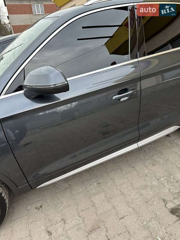 Внедорожник / Кроссовер Audi Q5 2019 в Львове