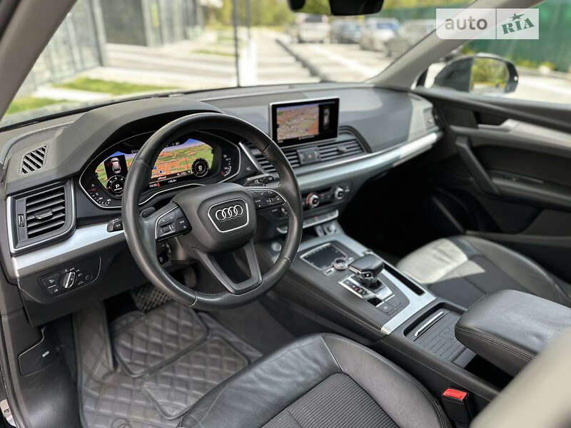 Внедорожник / Кроссовер Audi Q5 2019 в Львове