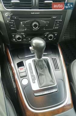 Внедорожник / Кроссовер Audi Q5 2012 в 