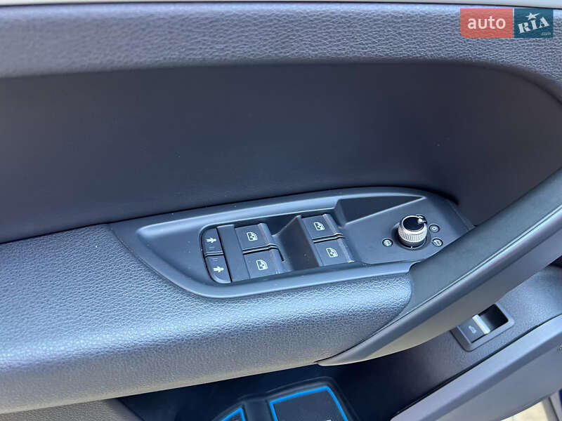 Внедорожник / Кроссовер Audi Q5 2017 в Львове