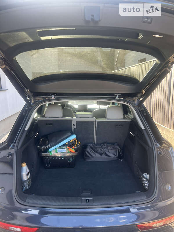 Внедорожник / Кроссовер Audi Q5 2017 в Тячеве фото 8 Внедорожник / Кроссовер Audi Q5 2017 в Тячеве