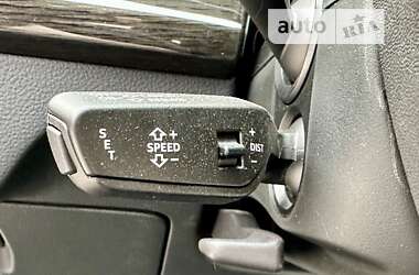 Позашляховик / Кросовер Audi Q5 2020 в 