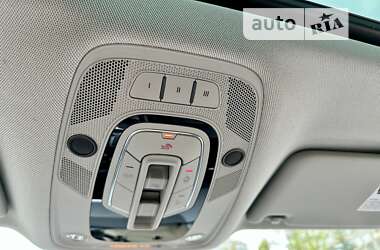 Позашляховик / Кросовер Audi Q5 2020 в 