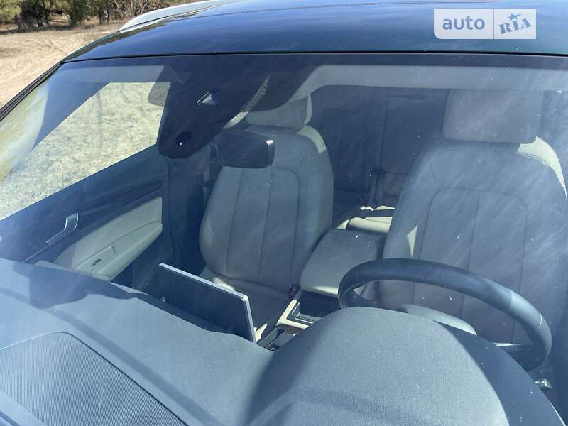 Внедорожник / Кроссовер Audi Q5 2018 в Днепре