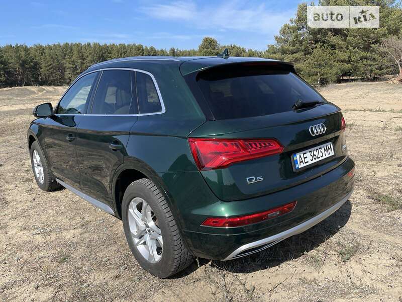 Внедорожник / Кроссовер Audi Q5 2018 в Днепре