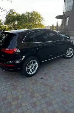 Позашляховик / Кросовер Audi Q5 2012 в Запоріжжі