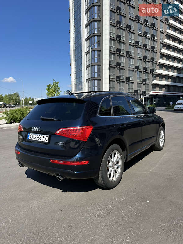Внедорожник / Кроссовер Audi Q5 2011 в Киеве